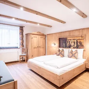 Stauders Und Bed and breakfast